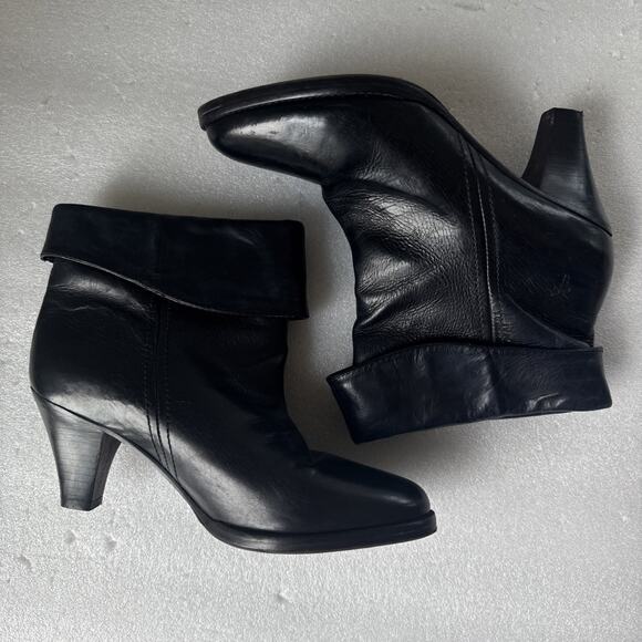 Frye Heeled Boots Women’s 6M Black Parker Soft Leather Booties Retro Granny fold - Picture 1 of 16